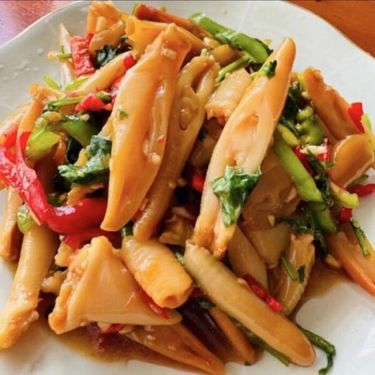 Sashimi-grade geoduck